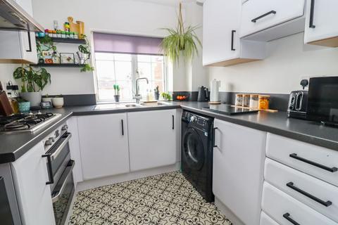 2 bedroom terraced house for sale, Victor Close, Shortstown