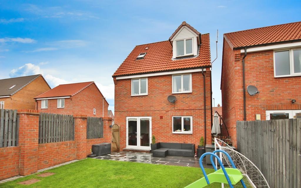 Grosvenor Road, Kingswood, Hull, HU7... 4 bed detached house for sale