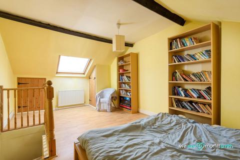 202 Stannington Road, Sheffield, S6 5FQ