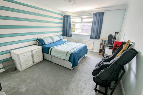 132 Chalet Hill, Bordon, GU35 0DF