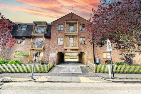 1 bedroom flat for sale, Portchester Court, Chalkwell Park Drive SS9