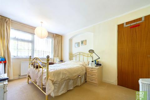 3 bedroom terraced house for sale, Boyn Hill Close, Maidenhead, Berkshire, SL6