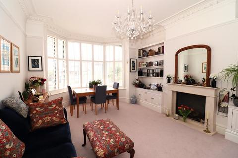 2 bedroom flat for sale, Lionel Road, Bexhill On Sea, TN40