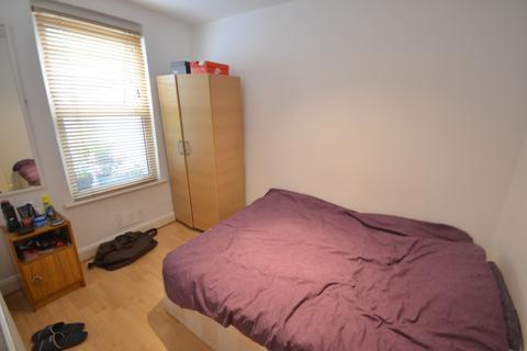 2 bedroom flat to rent, Landells Road, East Dulwich, SE22