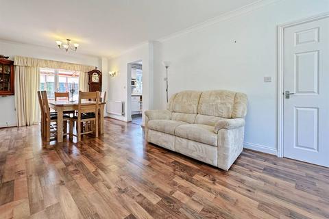 28 Kittiwake Close, Herne Bay, CT6 6JS