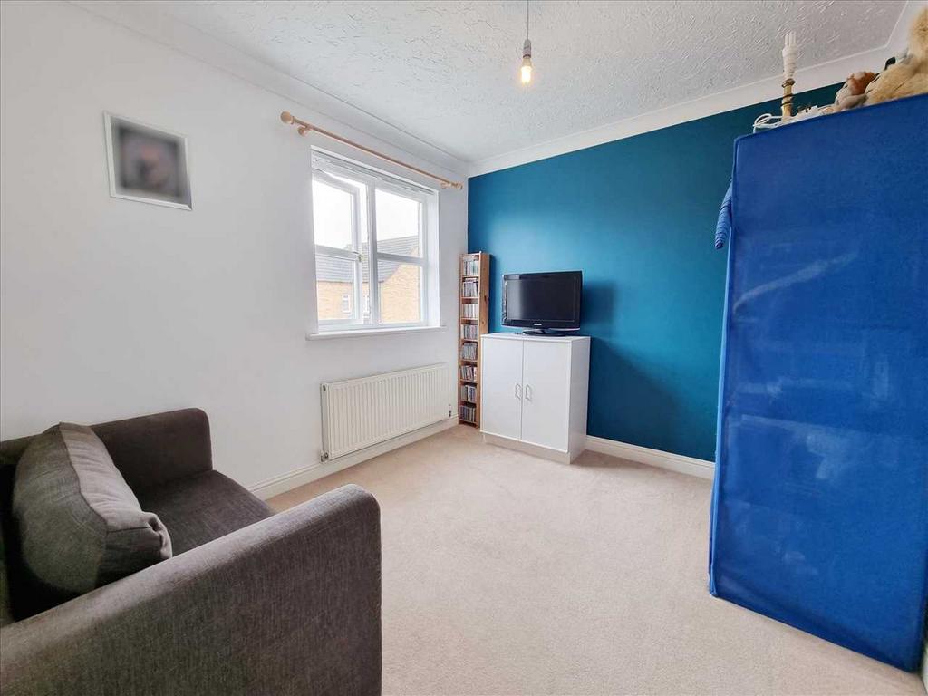 Bedroom 3: