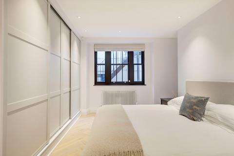 12b Queens Gardens, London, W2 3BA