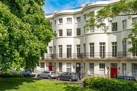 Apartment 2, 3 Alexander Terrace, Worthing, BN11 1YH