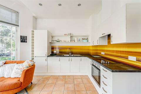 Apartment 2, 3 Alexander Terrace, Worthing, BN11 1YH