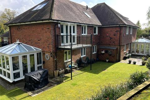 2 bedroom apartment for sale, London Road, Hythe, Kent, CT21