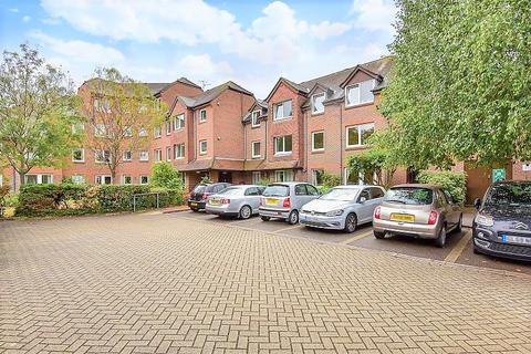 2 bedroom retirement property for sale, Denehyrst Court, York Road, Guildford, GU1