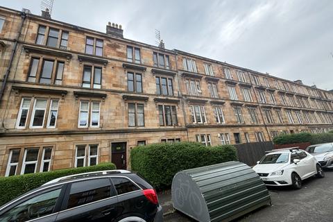 2 bedroom flat to rent, Roslea Drive, Dennistoun, Glasgow, G31
