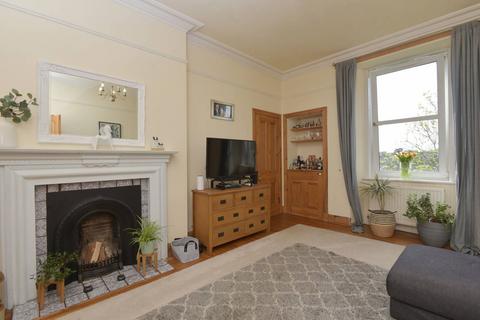 3 bedroom flat for sale, 52/4 Craighall Road, Edinburgh, EH6 4RU