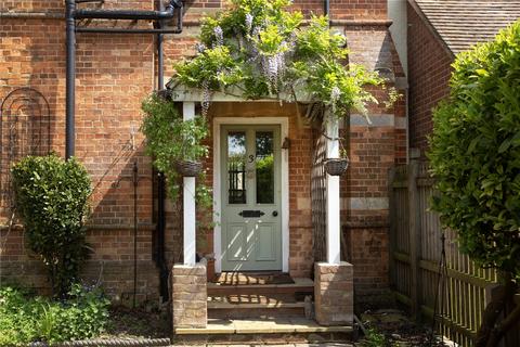 3 bedroom terraced house for sale, Holyrood House, Church End, South Leigh, Witney, OX29