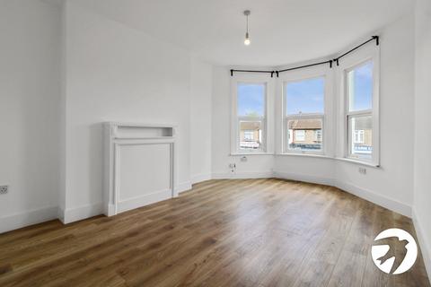 4 bedroom end of terrace house to rent, Baring Road, London, SE12
