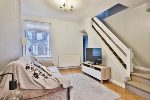 2 bedroom end of terrace house for sale, Thoresby Street, Hull, HU5 3RE