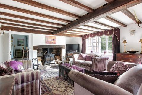 Boxhurst Boxhurst, Sandhurst, Cranbrook, TN18 5PE