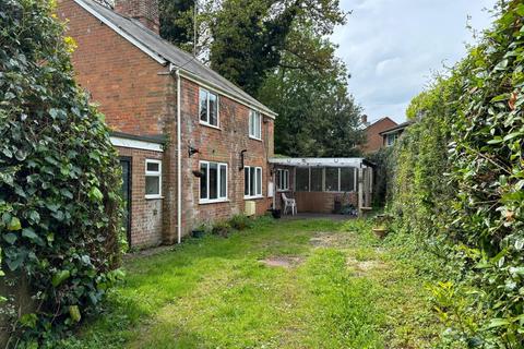 3 bedroom detached house for sale, Bishopswood Lane, Baughurst, Tadley, Hampshire, RG26