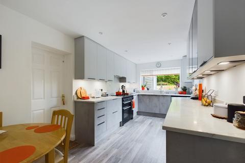 4 bedroom detached house for sale, Snowdonia Way, Huntingdon, Cambridgeshire.