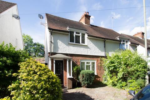 2 bedroom cottage to rent, Lower Green Road, Esher, KT10