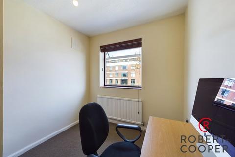 318 Field End Road, Ruislip, HA4 9PA