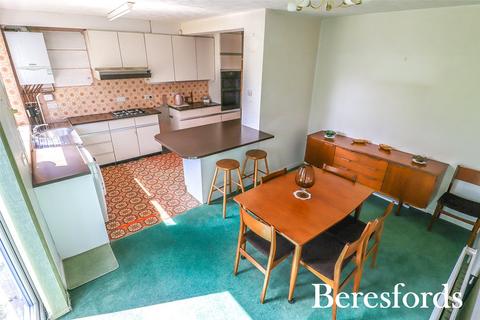 32 Cranham Gardens, Upminster, RM14 1JG
