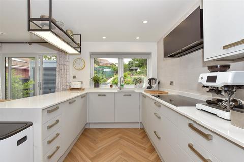 4 bedroom bungalow for sale, Lords Wood Lane, Lords Wood, Chatham, Kent