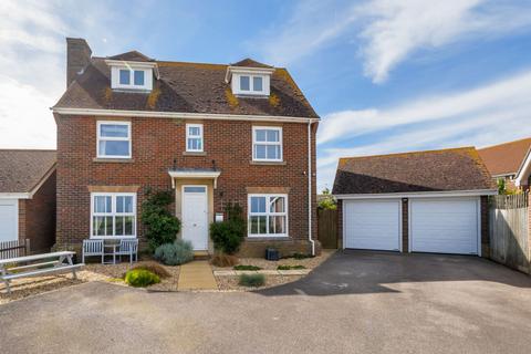 6 bedroom detached house for sale, Beacon Drive, Selsey, PO20