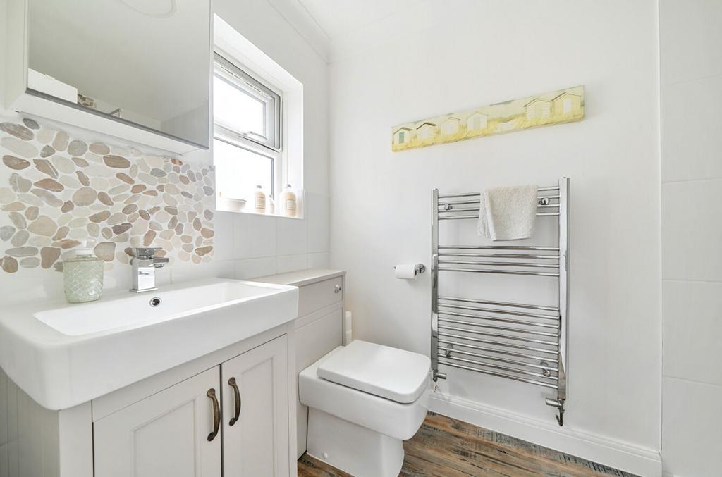En-suite shower room