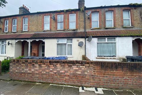 2 bedroom flat for sale, Victoria Road, Southall UB2