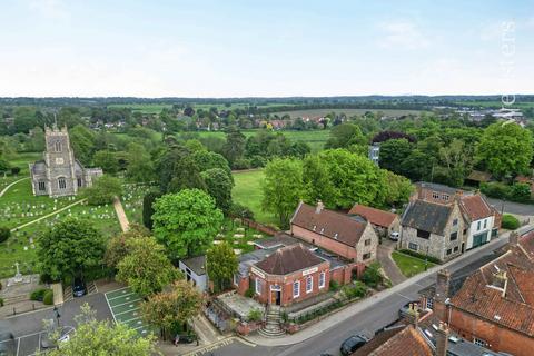 12 bedroom property with land for sale, Church Plain, Norwich NR14