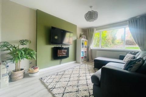 38 Greengate Lane, High Green, Sheffield, S35 3GR