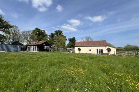 3 bedroom barn conversion for sale, Lodge Road, Norwich NR15
