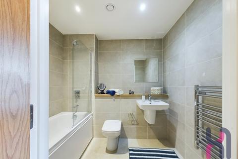 undefined, Media City, Michigan Point Tower D, 18 Michigan Avenue, Salford, M50