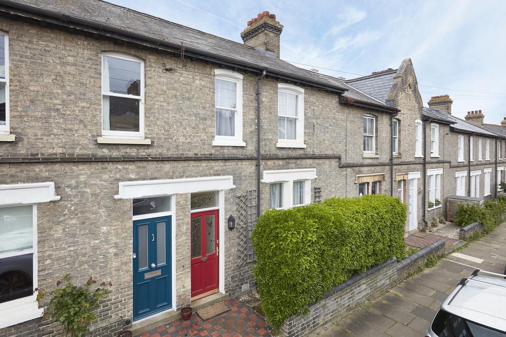 Saxon Road, Cambridge CB5 3 bed terraced house for sale £750,000