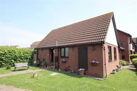 2 bedroom semi-detached bungalow for sale, Spinnaker Close, Clacton on Sea