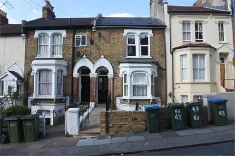 2 bedroom flat to rent, Ripon Road, Woolwich, London,