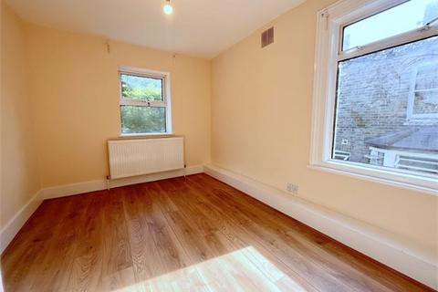 4 bedroom terraced house to rent, Ennersdale Road, Hither Green, London,