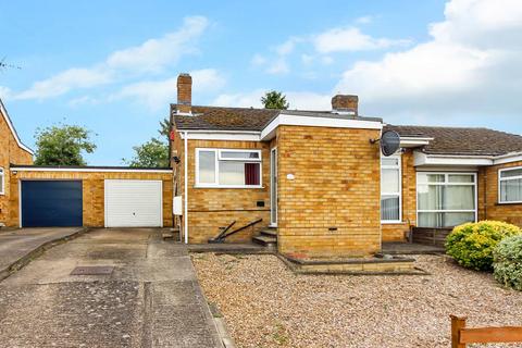 3 bedroom semi-detached bungalow for sale, Scott Road, Wellingborough NN8