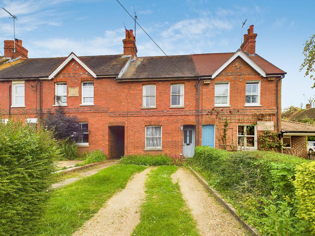 Andrews Cottages, Southwater 2 bed terraced house for sale £325,000