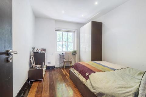 3 bedroom flat for sale, Gloucester Terrace, Bayswater