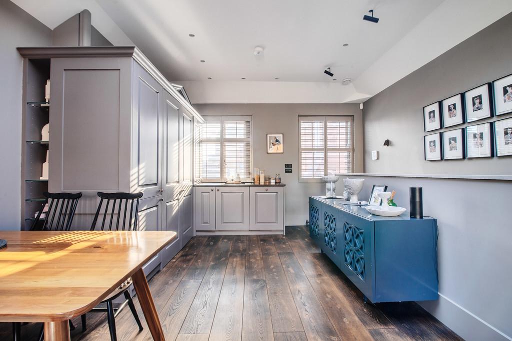 Bedfordbury 25