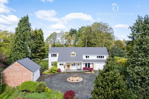 4 bedroom detached house for sale, Beeches Lane, Saughall