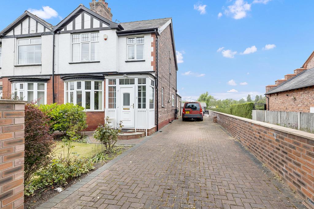 Carlton Road, Northwich 3 bed semidetached house for sale £310,000