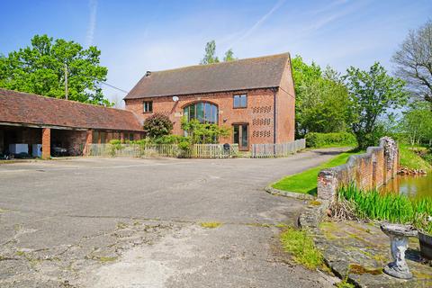 4 bedroom barn conversion to rent, Springfield Barn, Kenilworth Road, Knowle