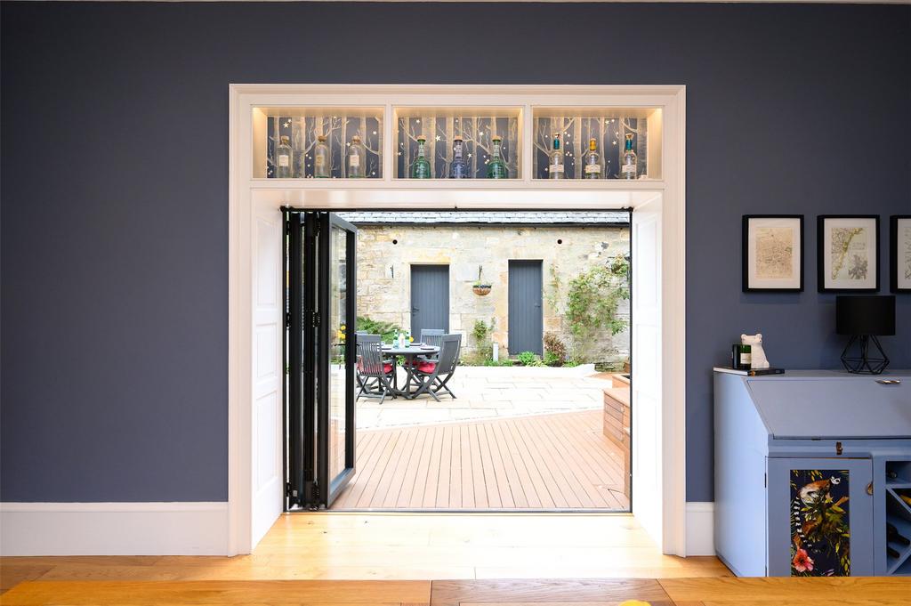Courtyard Garden