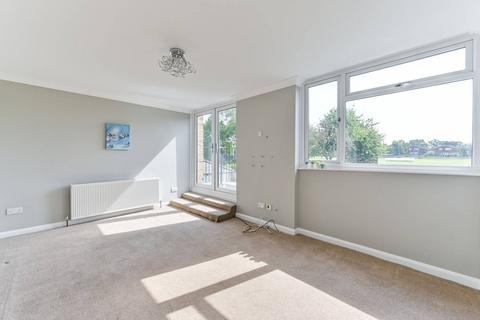 4 bedroom end of terrace house to rent, Homefield Road, Bromley, BR1