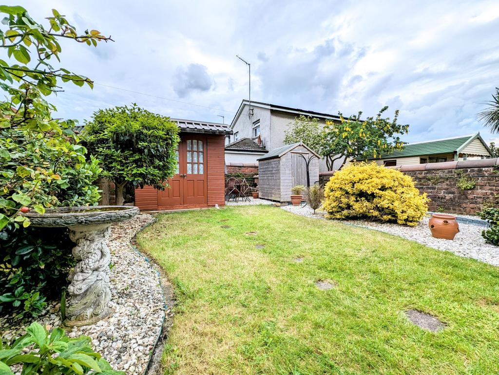 Eglinton Road, Ardrossan KA22 4 bed semidetached house for sale £250,000