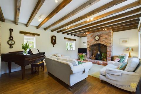 4 bedroom barn conversion for sale, Woodhouses, Melbourne