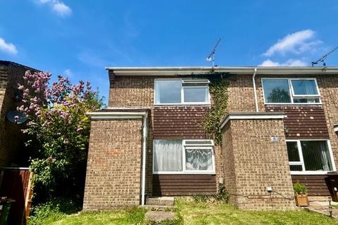 2 bedroom end of terrace house for sale, Wessex Gardens, Romsey